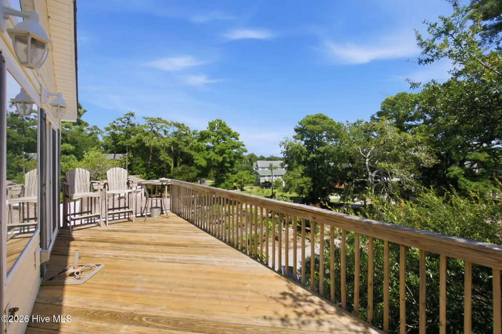 313 Sir Chandler Drive Kill Devil Hills, NC 27948
