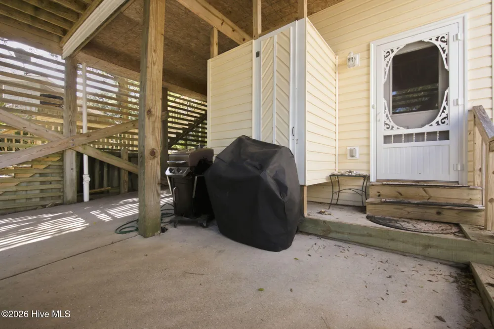 313 Sir Chandler Drive Kill Devil Hills, NC 27948
