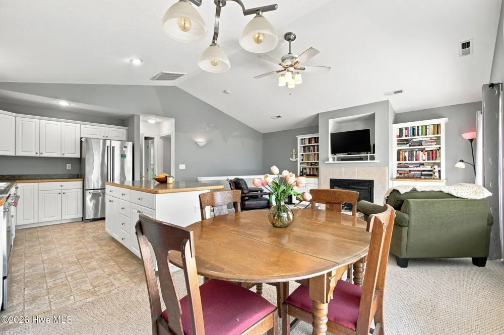313 Sir Chandler Drive Kill Devil Hills, NC 27948