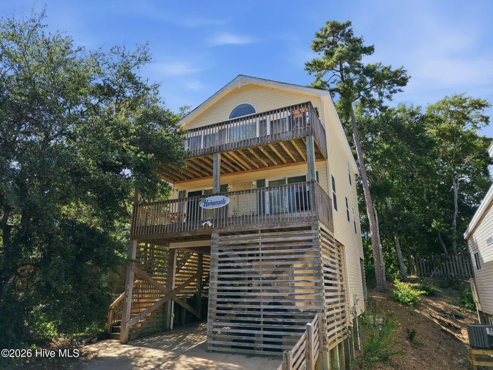 313 Sir Chandler Drive Kill Devil Hills, NC 27948