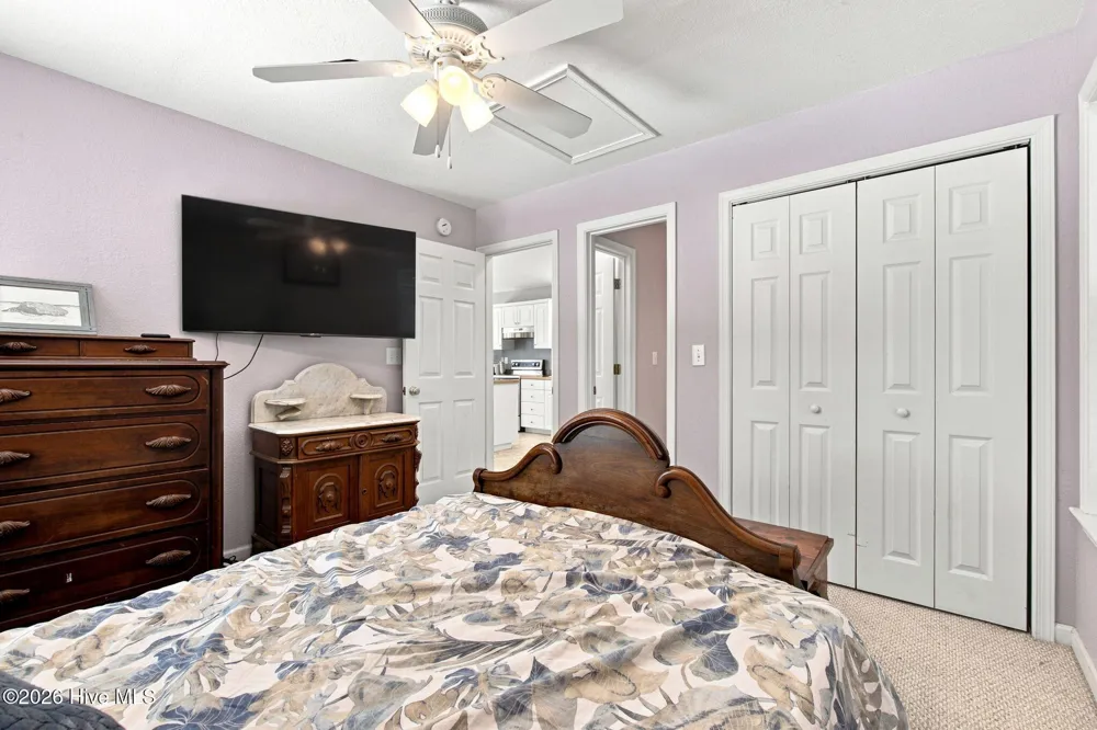 313 Sir Chandler Drive Kill Devil Hills, NC 27948
