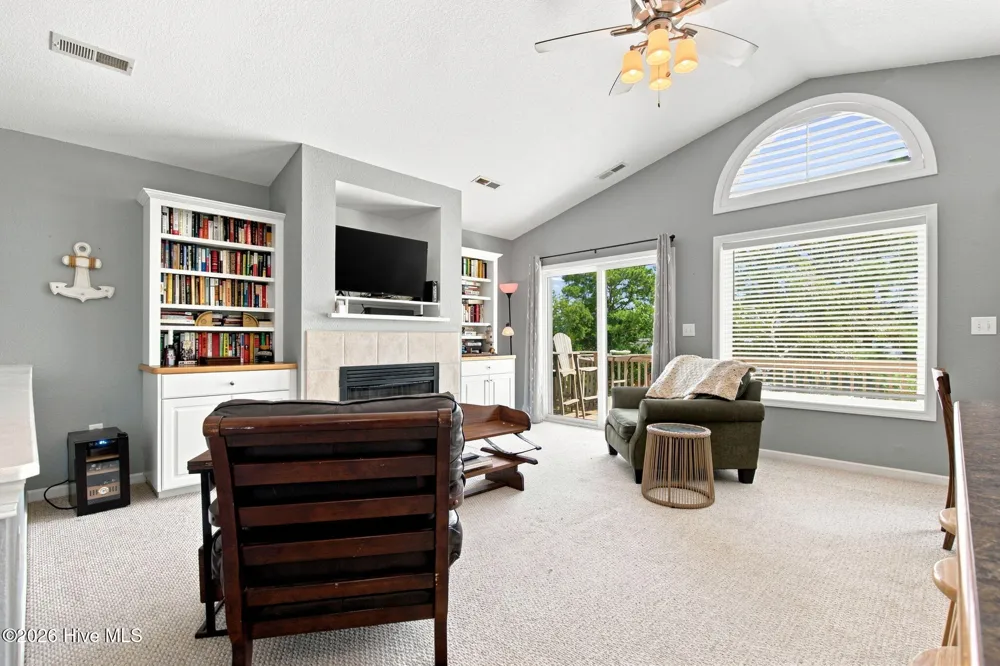 313 Sir Chandler Drive Kill Devil Hills, NC 27948