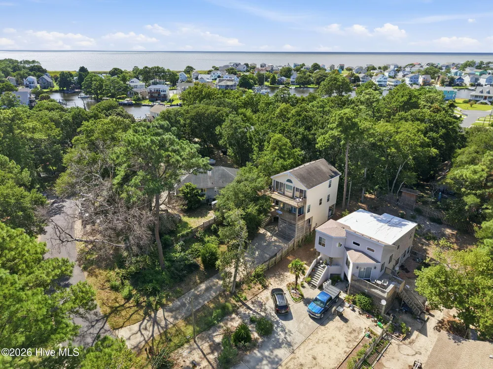313 Sir Chandler Drive Kill Devil Hills, NC 27948