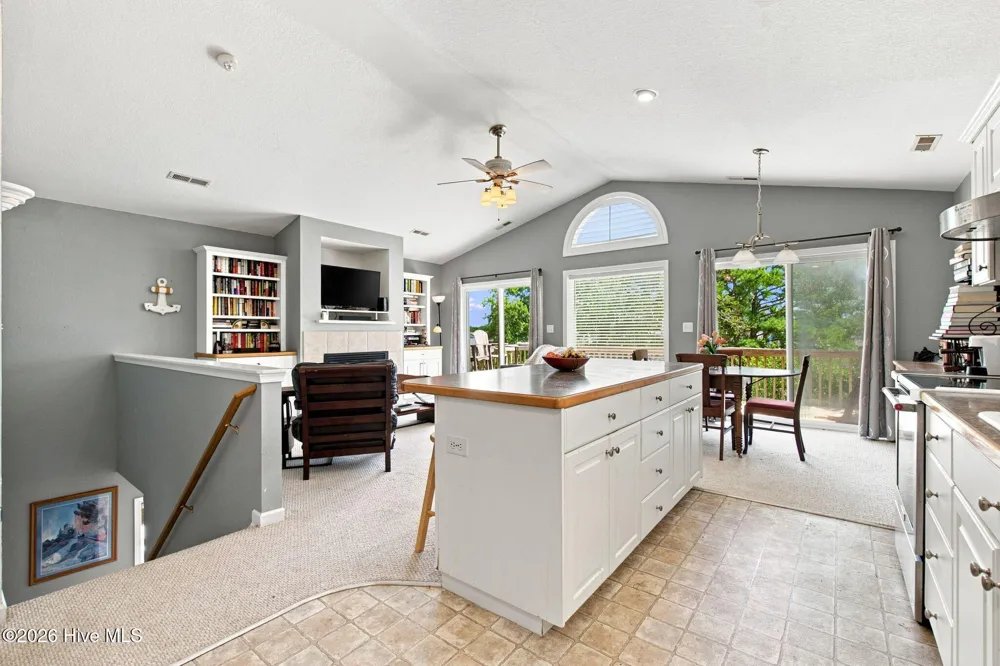 313 Sir Chandler Drive Kill Devil Hills, NC 27948