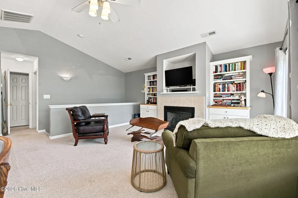 313 Sir Chandler Drive Kill Devil Hills, NC 27948