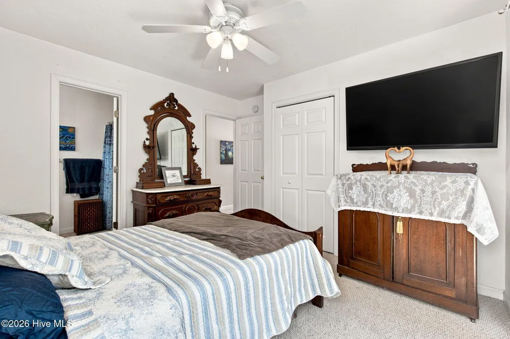 313 Sir Chandler Drive Kill Devil Hills, NC 27948