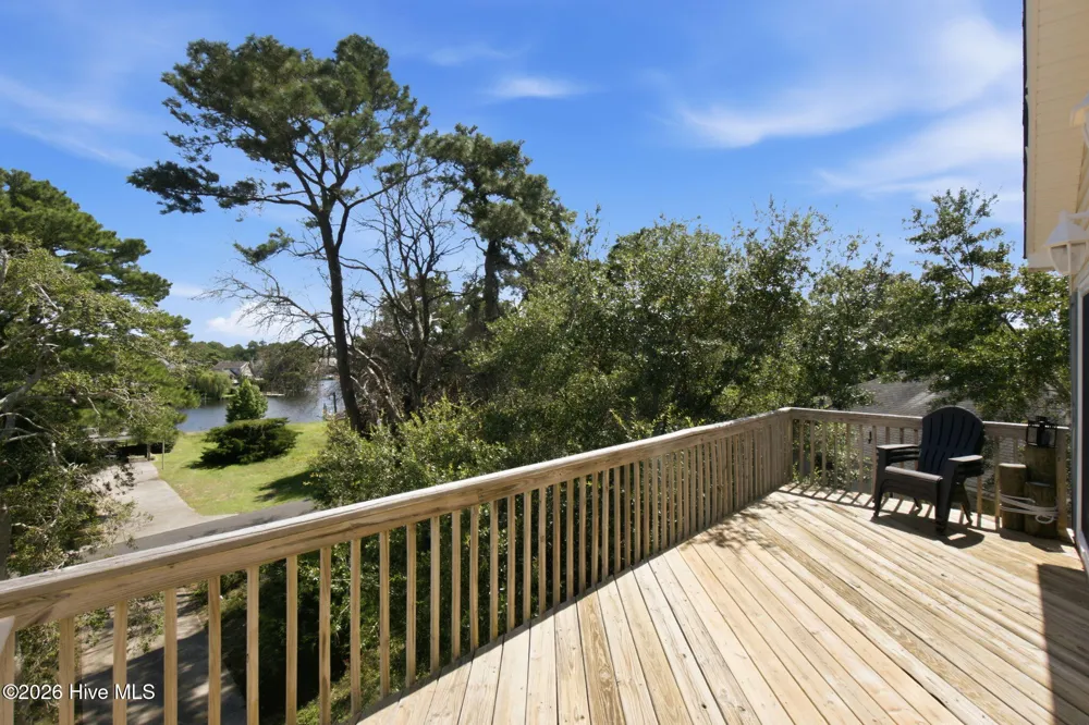 313 Sir Chandler Drive Kill Devil Hills, NC 27948