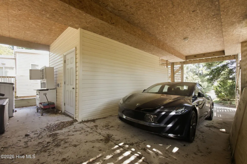 313 Sir Chandler Drive Kill Devil Hills, NC 27948