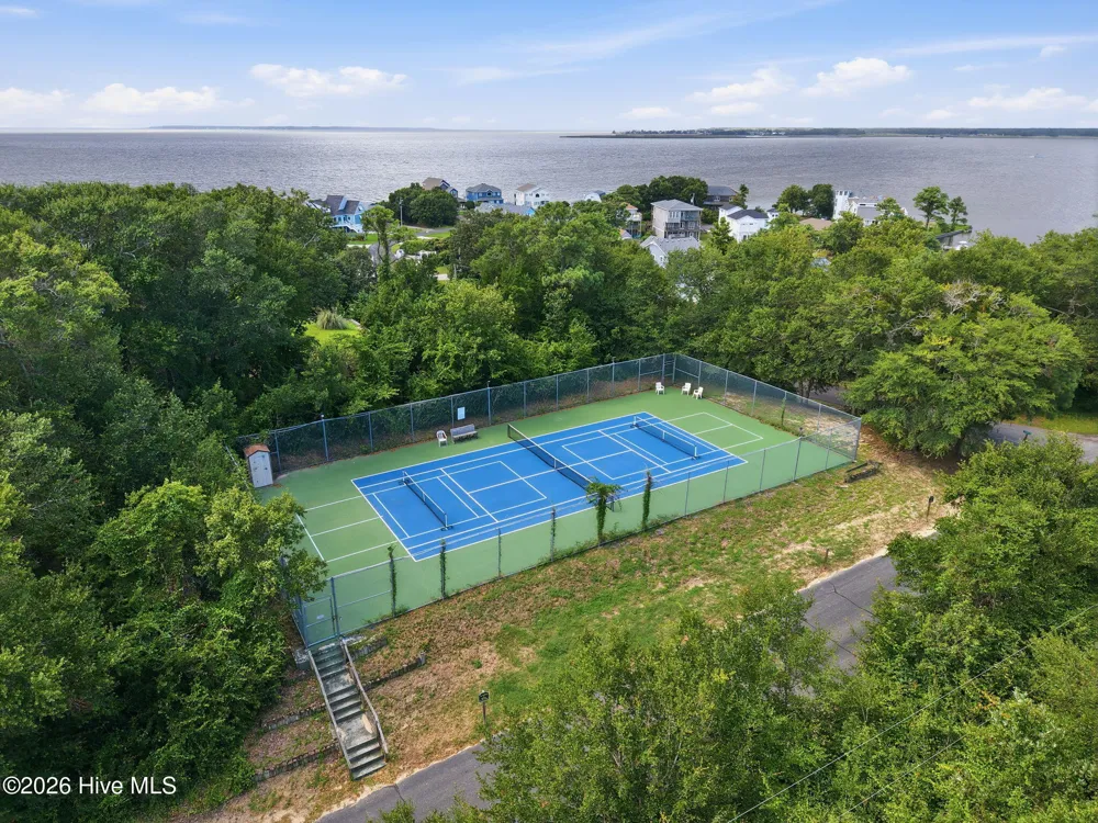 313 Sir Chandler Drive Kill Devil Hills, NC 27948