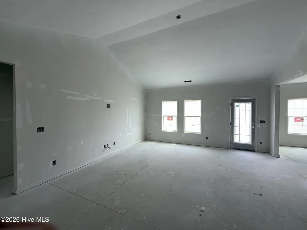 39 E Emily Gardens Drive Selma, NC 27576