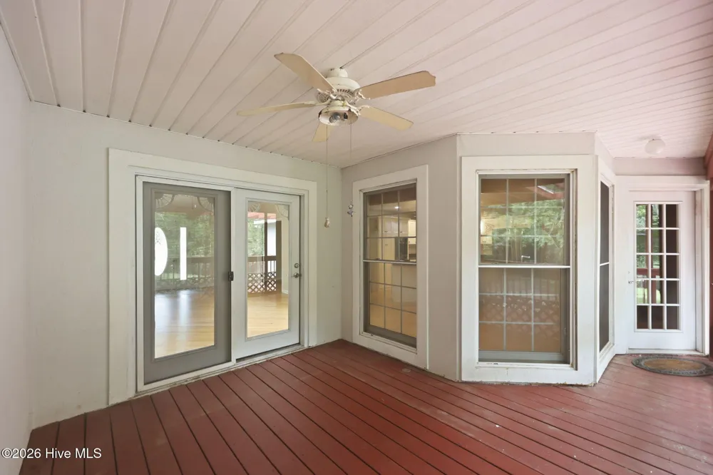 134 Longwood Drive Stella, NC 28582
