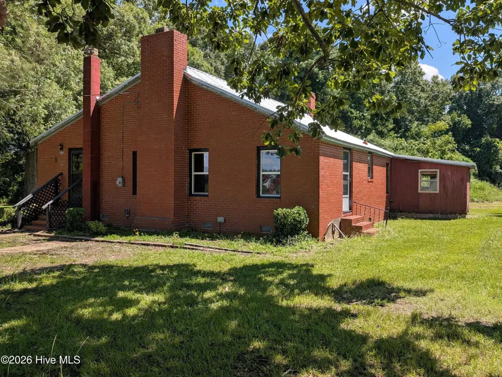 1626 Nathan Roberson Road Jamesville, NC 27846