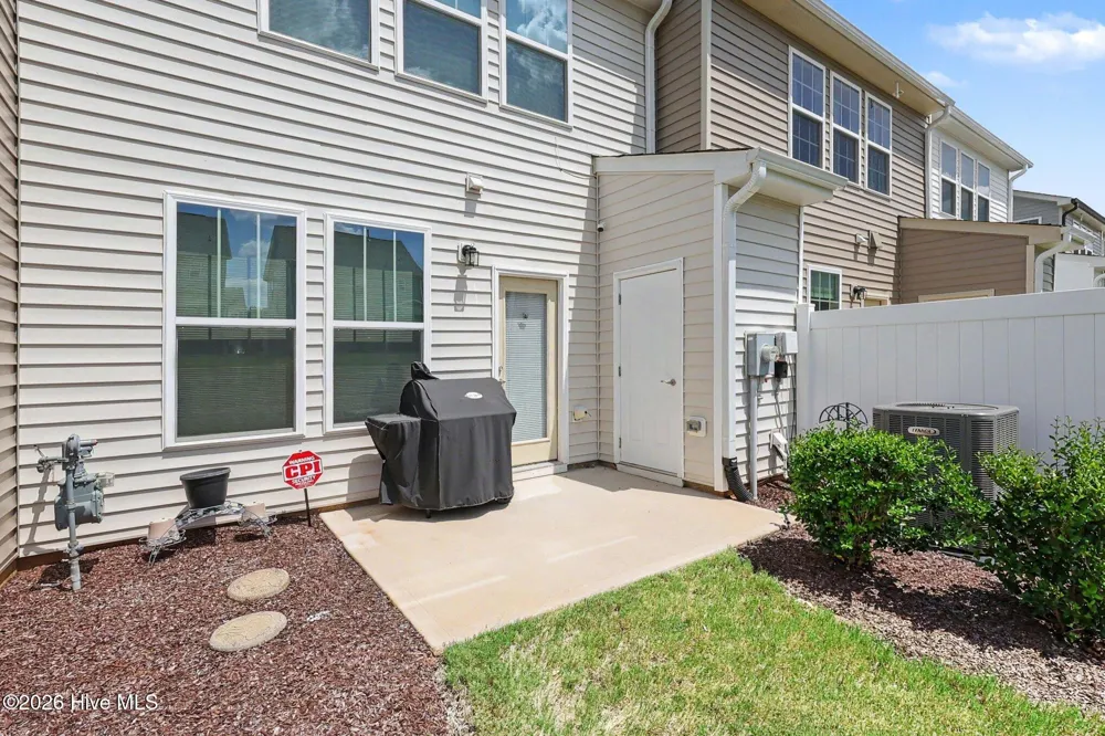 66 Hanging Moss Trail Clayton, NC 27527