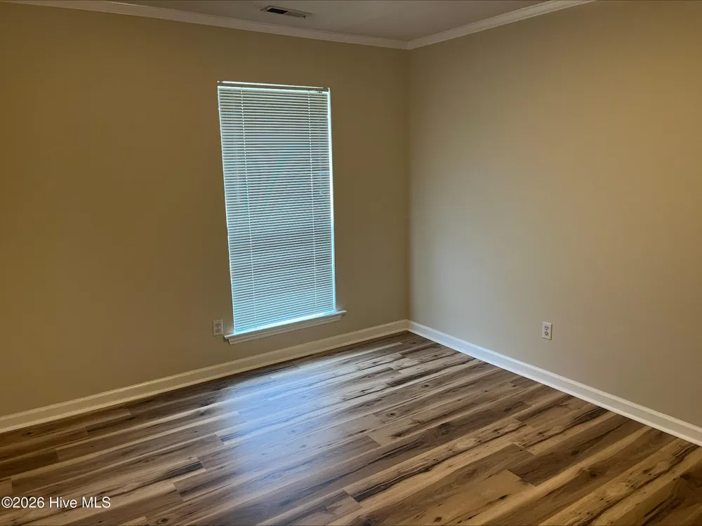 46 Upton Drive Greenville, NC 27858
