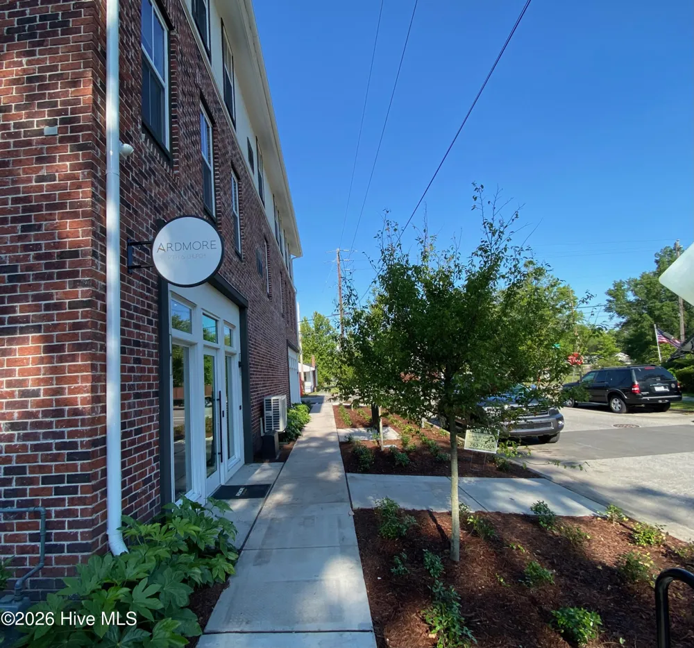 1704 Church Street #206 Wilmington, NC 28403
