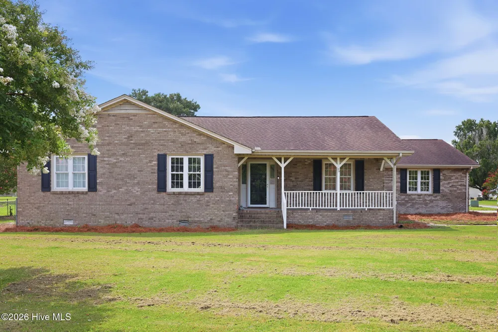 3809 Robin Road Ayden, NC 28513