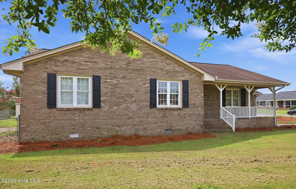 3809 Robin Road Ayden, NC 28513