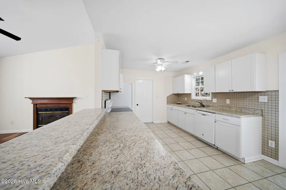 700 Covington Court Hubert, NC 28539