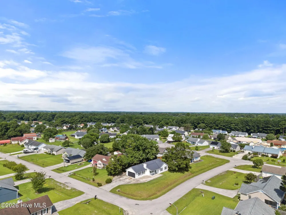 700 Covington Court Hubert, NC 28539