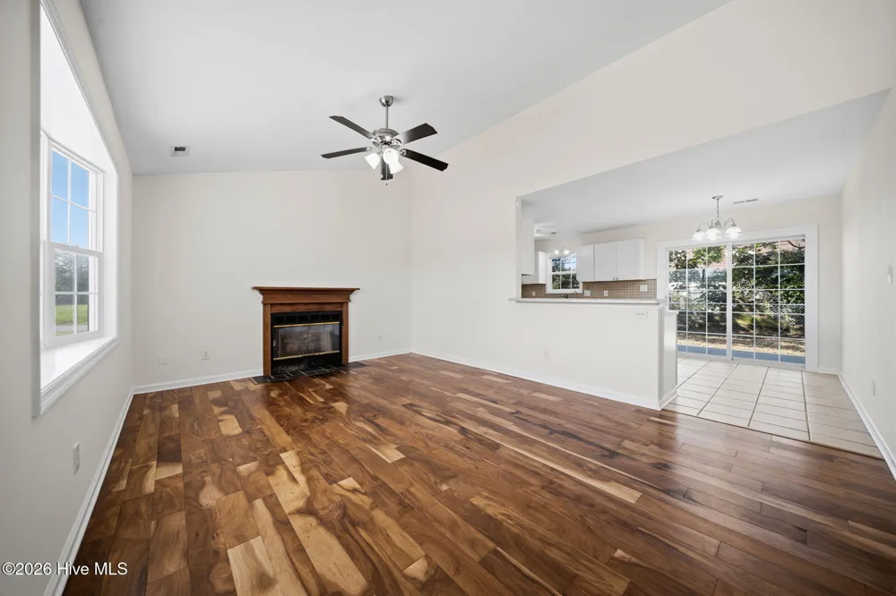 700 Covington Court Hubert, NC 28539