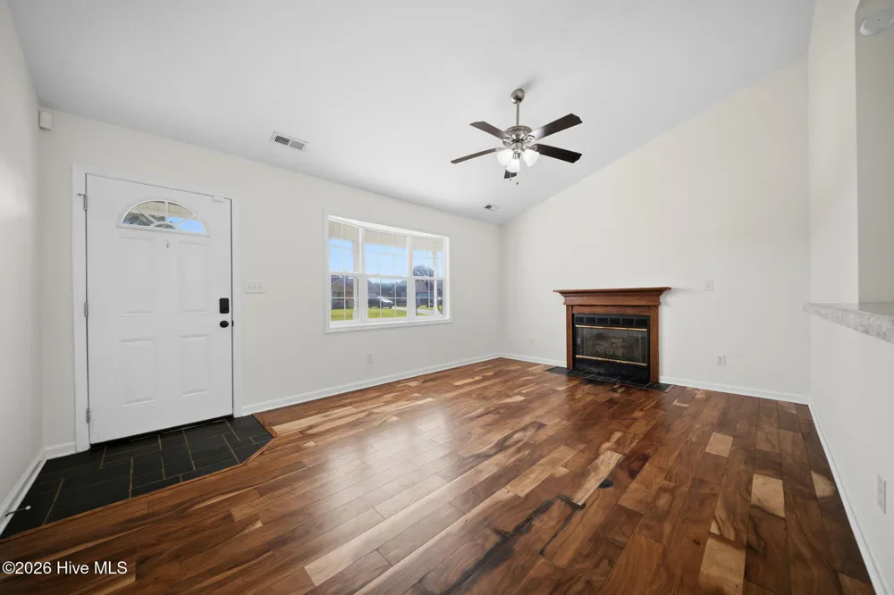 700 Covington Court Hubert, NC 28539