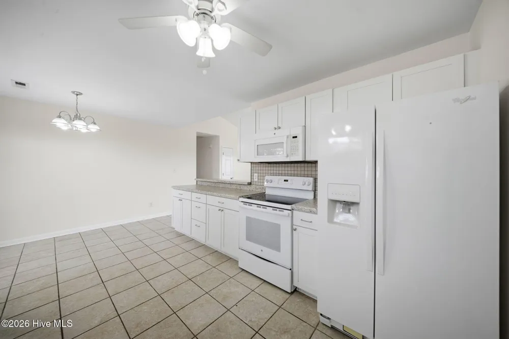 700 Covington Court Hubert, NC 28539