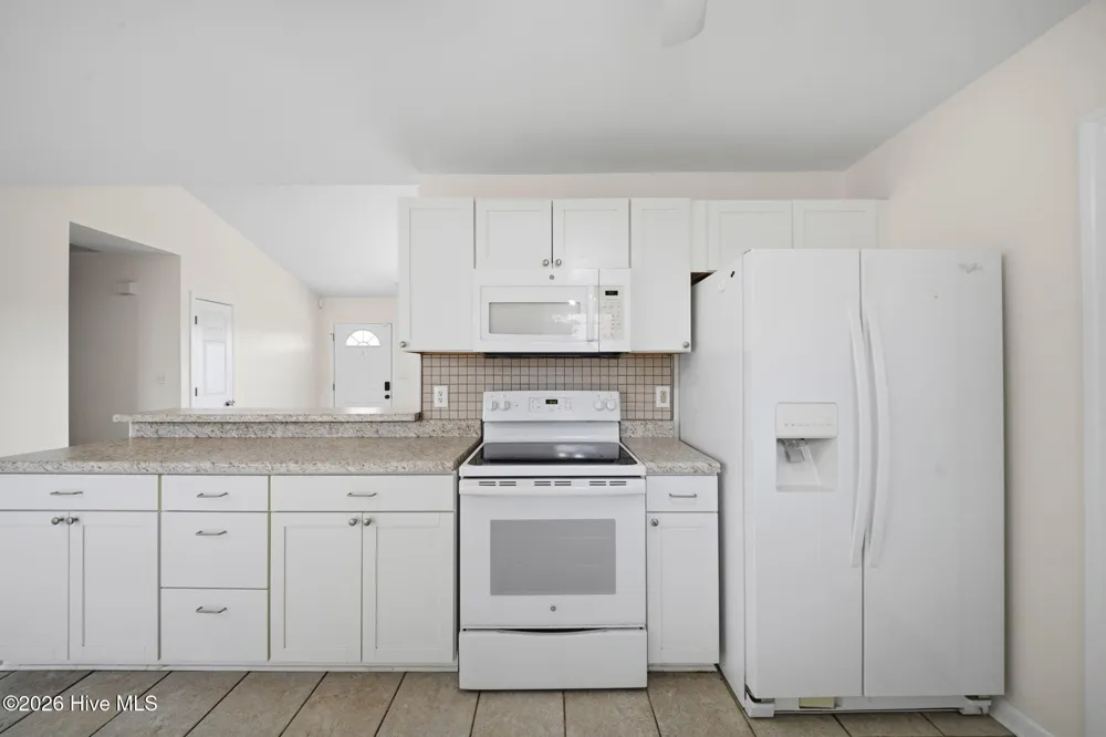 700 Covington Court Hubert, NC 28539