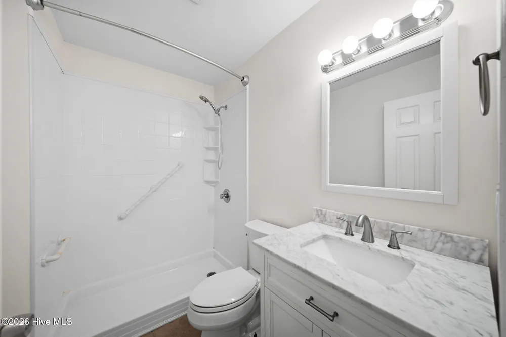 700 Covington Court Hubert, NC 28539