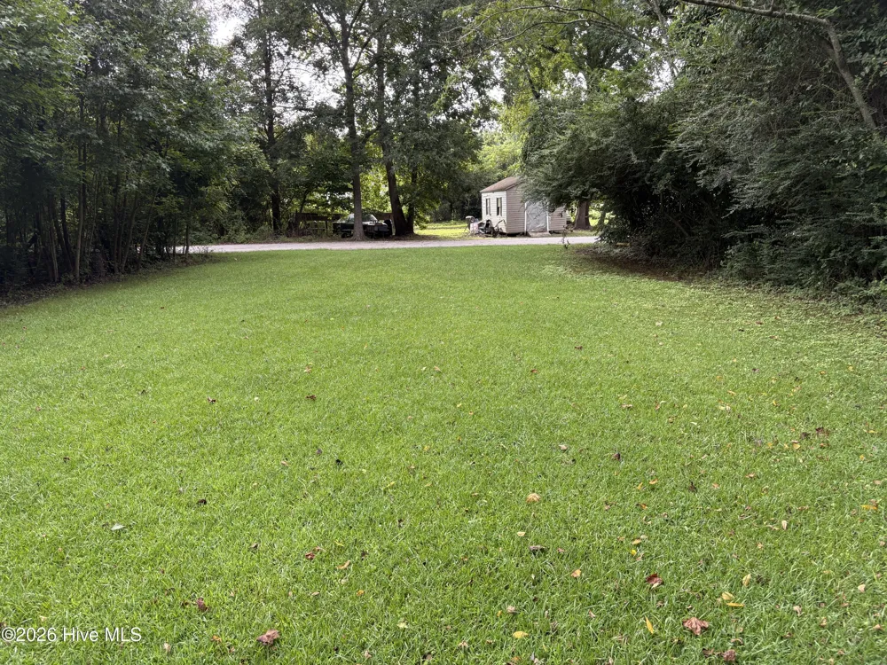 167 Larry Avenue Pollocksville, NC 28573