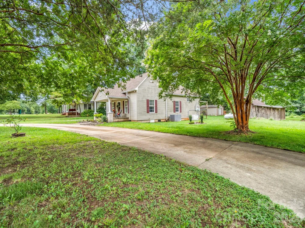 1264 Piney Ridge Road Forest City, NC 28043
