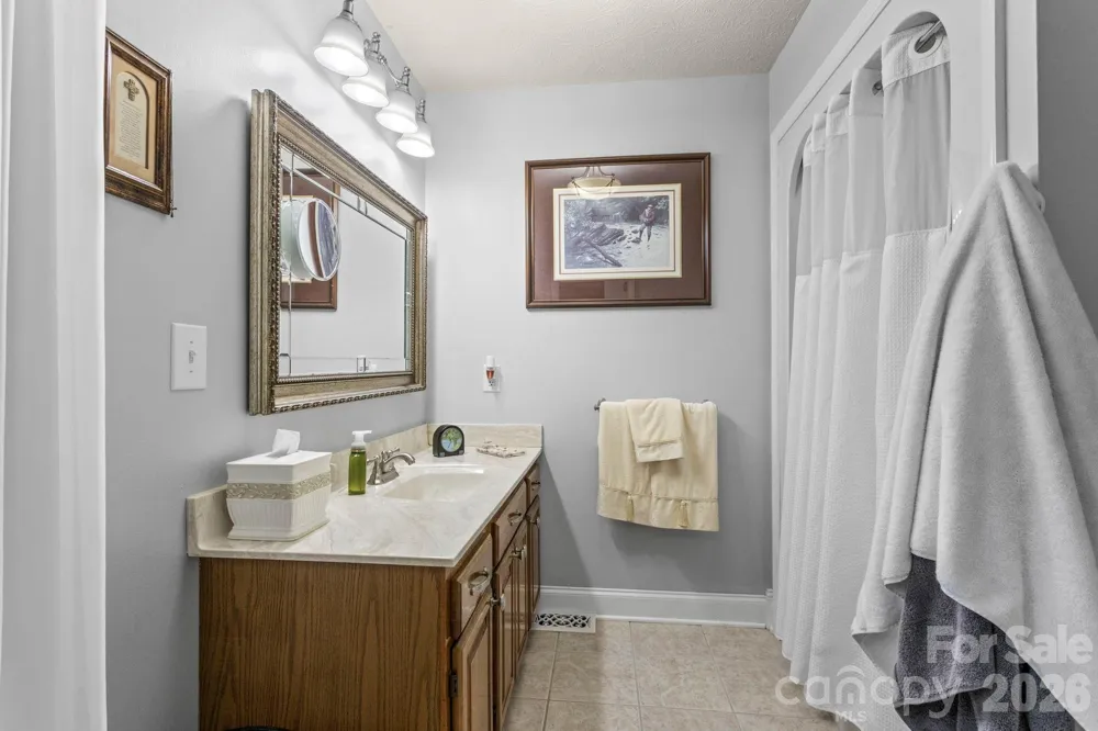 231 Kimberly Ann Drive Hendersonville, NC 28792