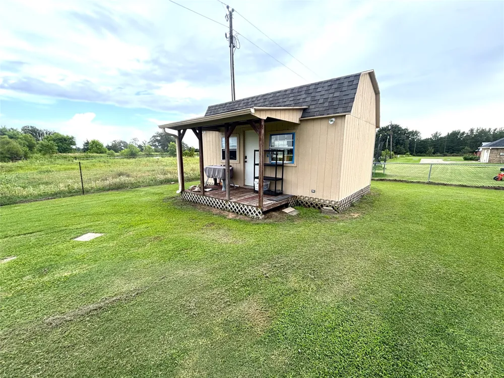1020 Morgan Lane Blossom, TX 75416