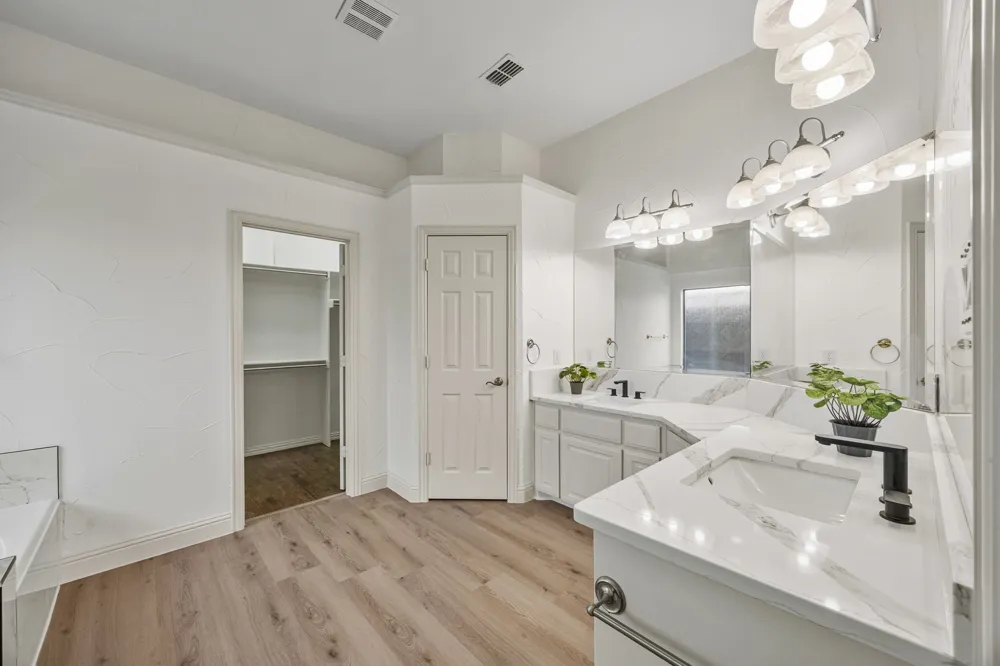 2308 Harrisburg Lane Plano, TX 75025