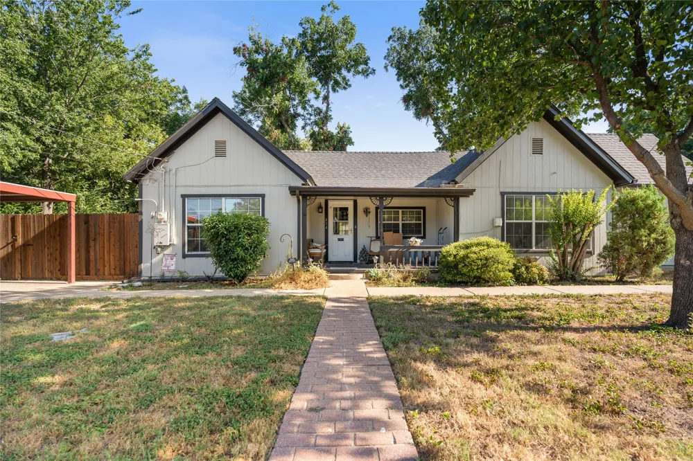 314 W 4th Street Weatherford, TX 76086