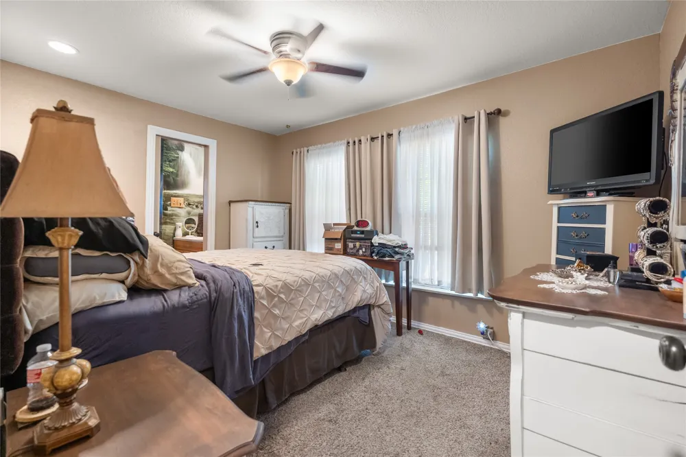 314 W 4th Street Weatherford, TX 76086