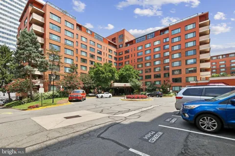 1021 ARLINGTON BOULEVARD #1138