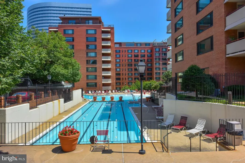 1021 ARLINGTON BOULEVARD #1138 Arlington, VA 22209
