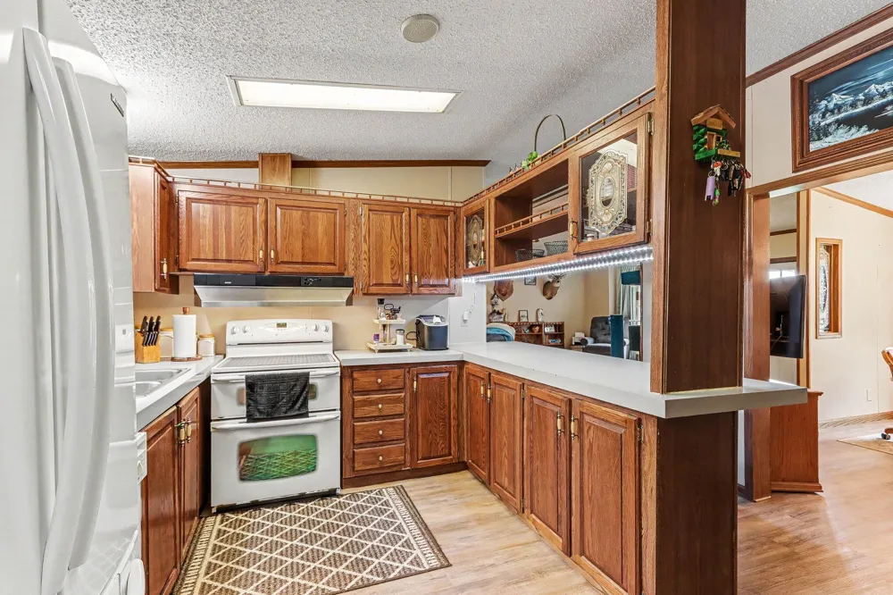 24070 J DRIVE Albion, MI 49224