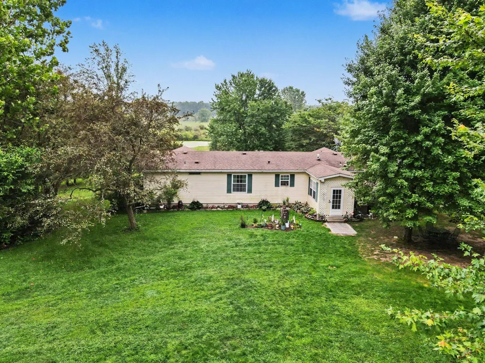24070 J DRIVE Albion, MI 49224