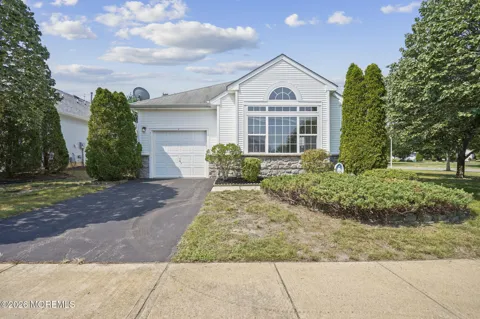 1 Rochford Drive