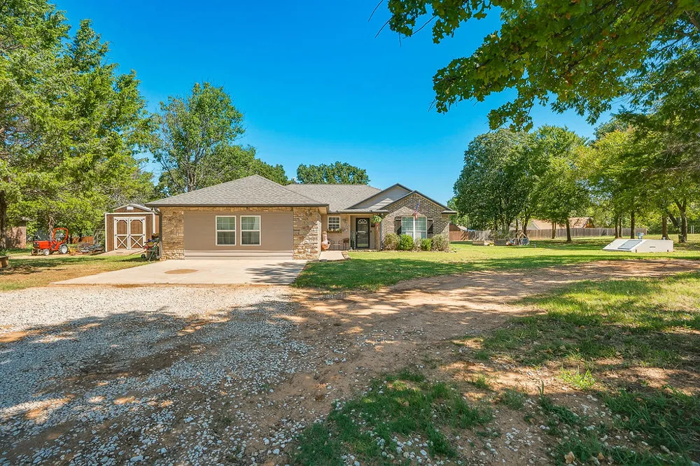 14080 County Road 1573 Ada, OK 74820