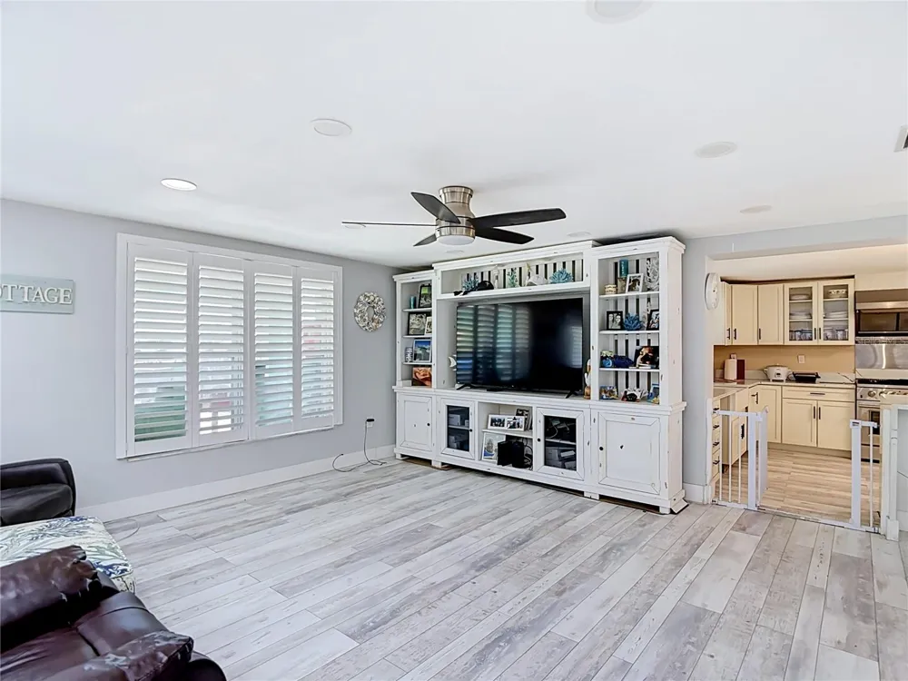 3516 FLORAMAR TERRACE New Port Richey, FL 34652