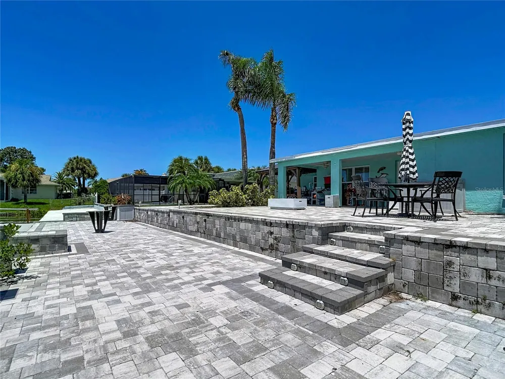 3516 FLORAMAR TERRACE New Port Richey, FL 34652