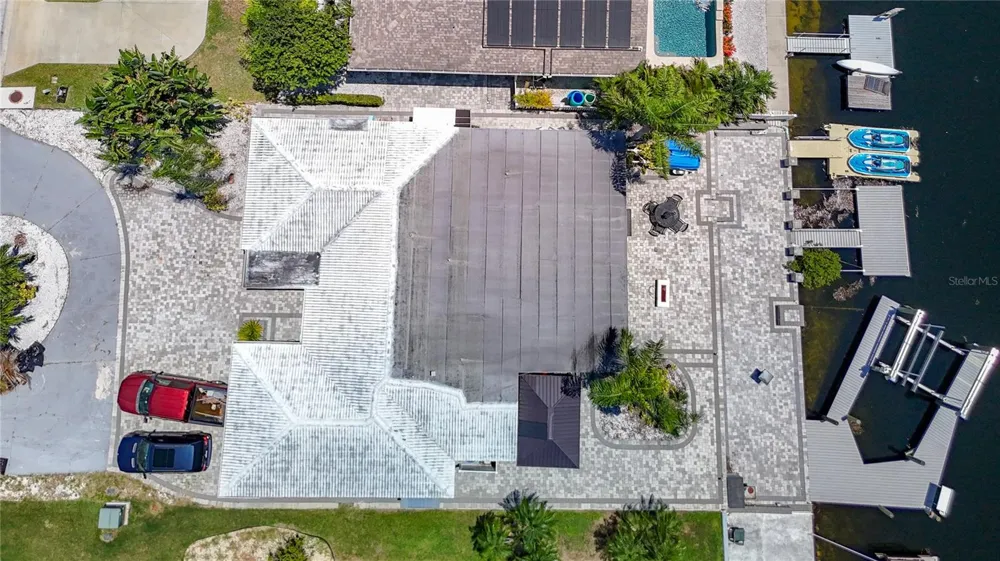 3516 FLORAMAR TERRACE New Port Richey, FL 34652