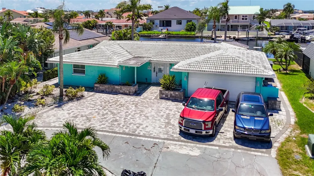 3516 FLORAMAR TERRACE New Port Richey, FL 34652