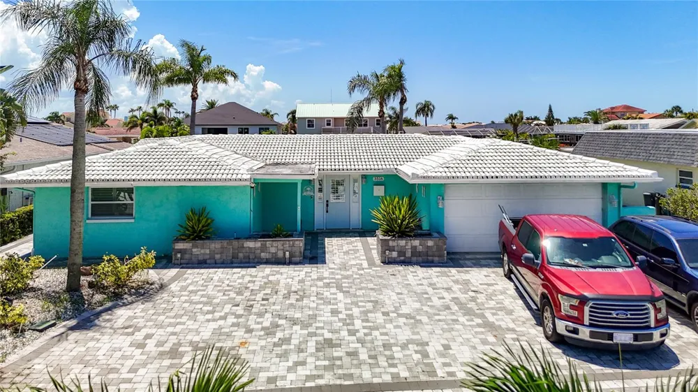 3516 FLORAMAR TERRACE New Port Richey, FL 34652
