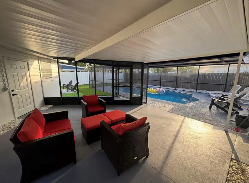 2446 SHELLEY STREET Clearwater, FL 33765
