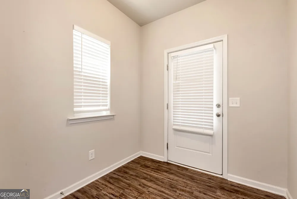 157 Inman DR Canton, GA 30114