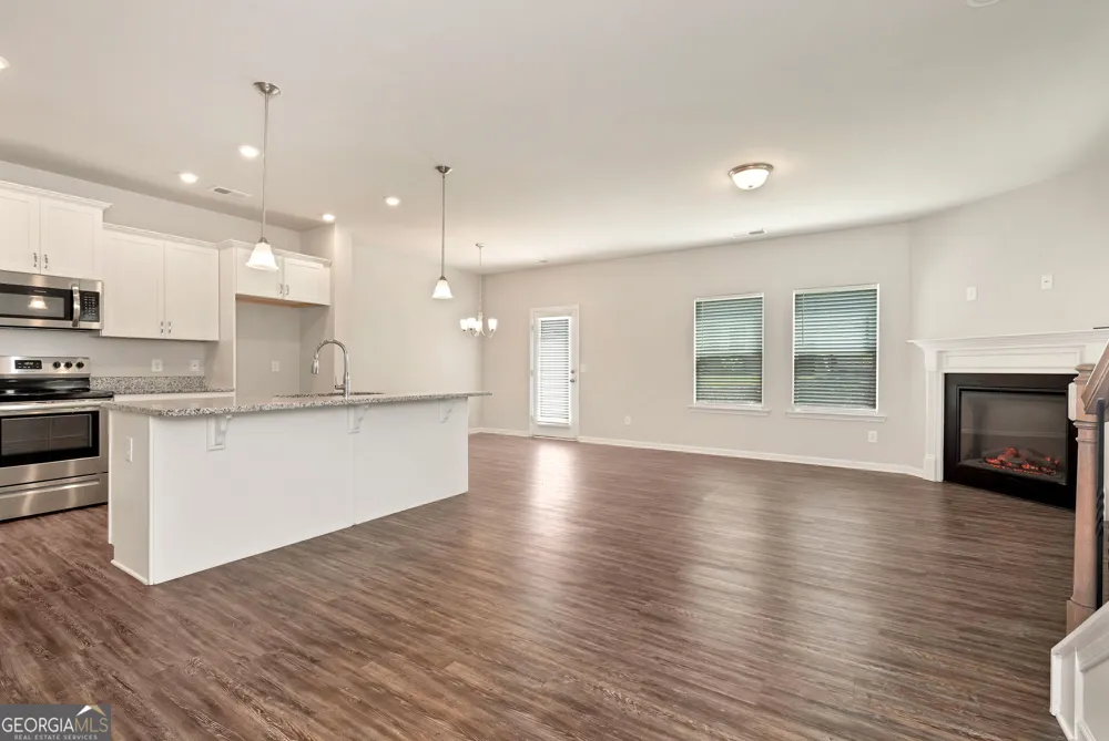 157 Inman DR Canton, GA 30114