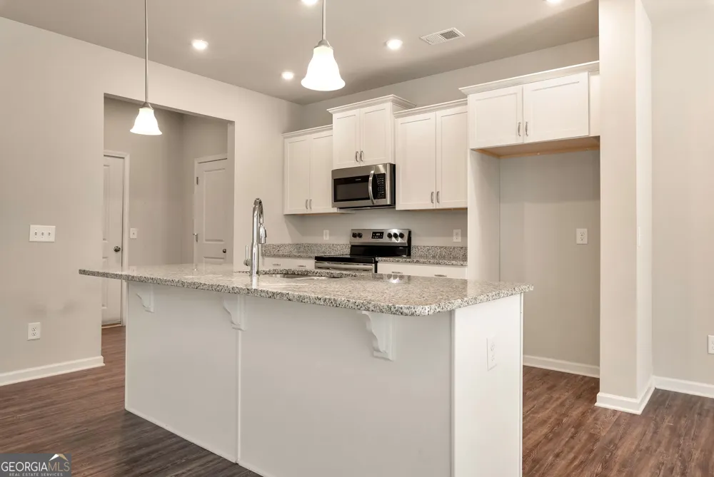 157 Inman DR Canton, GA 30114